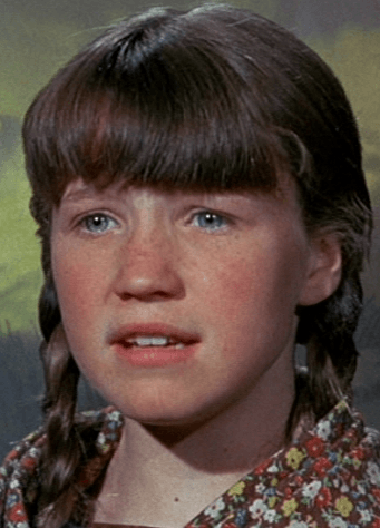 Cindy O'Callaghan as Carrie in Bedknobs and broomsticks