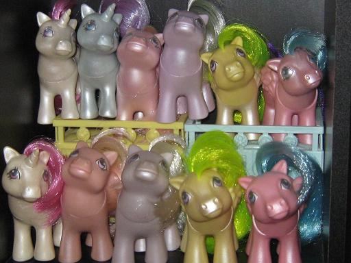 Miniature unicorns and earth ponies were included in the category of pearlized baby ponies