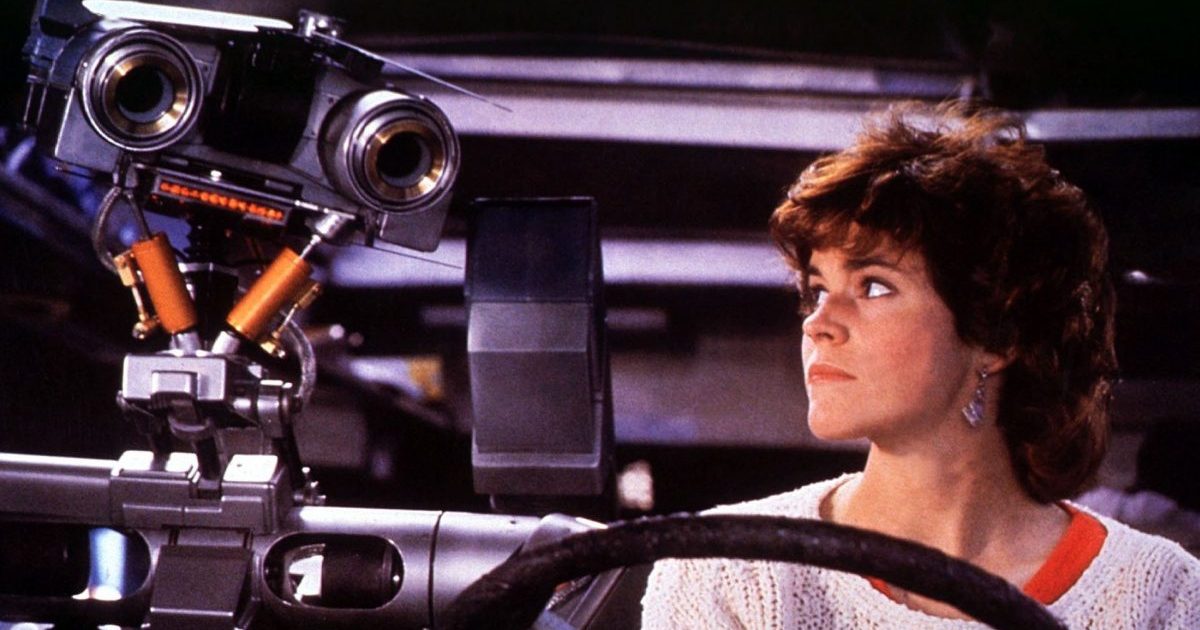 Ally Sheedy and Johnny 5 in Short Circuit