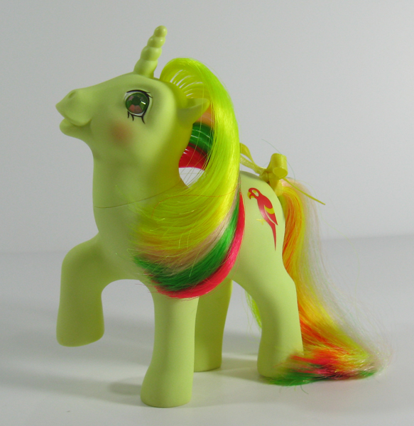 You won't often see First Generation Mimic ponies outside of an eBay page. Mimic is among the Unicorn ponies in the Twinkle Eyed category